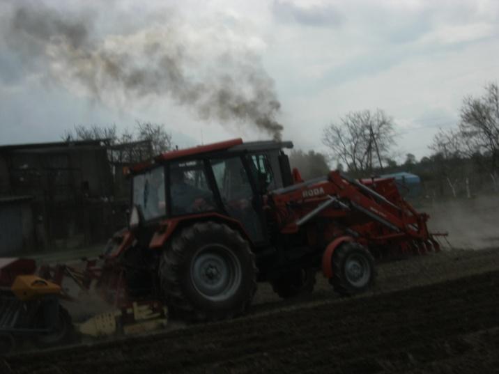 do: - wykonywania prac związanych z prowadzeniem produkcji roślinnej i