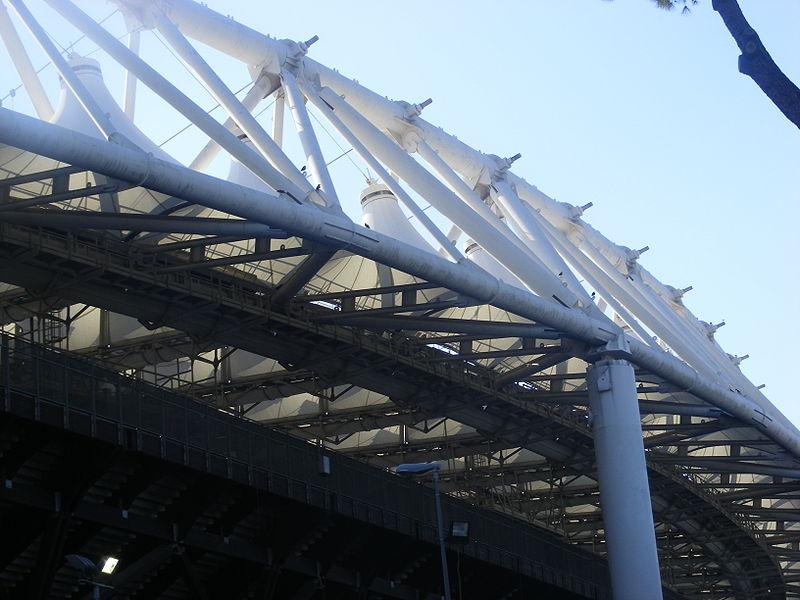 przypominał ten z końca lat 80 minionego wieku. W istocie światowy czempionat dał Stadio Olimpico nowe życie. Od 1987 roku zespół wielkich znakomitości (m. in.