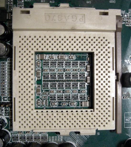 Socket 370 do procesorów Celeron, Pentium II, Pentium III FC-PGA (ang.