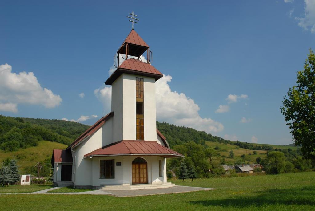 Topol a cerkiew pw.