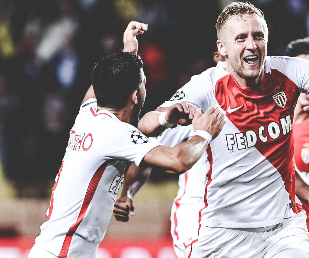 LE BALLON MAGAZINE GLIKO-GEN ZWYCIĘZCY ROK GLIKA W AS MONACO PUBLICYSTKA Autor BŁAŻEJ JACHIMSKI twitter: @blazejjachimski ERYK DELINGER twitter: @E_Delinger Na początku ubiegłego sezonu wydawało się,