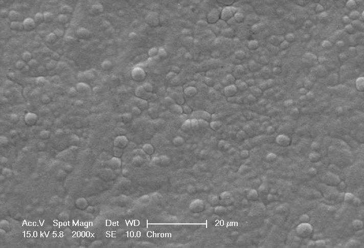 Obrazy SEM powierzchni powłok: a) Ni-Mo 2,5 A/dm 2, b) Ni-Mo 4 A/dm 2, c) Cr Fig. 1.