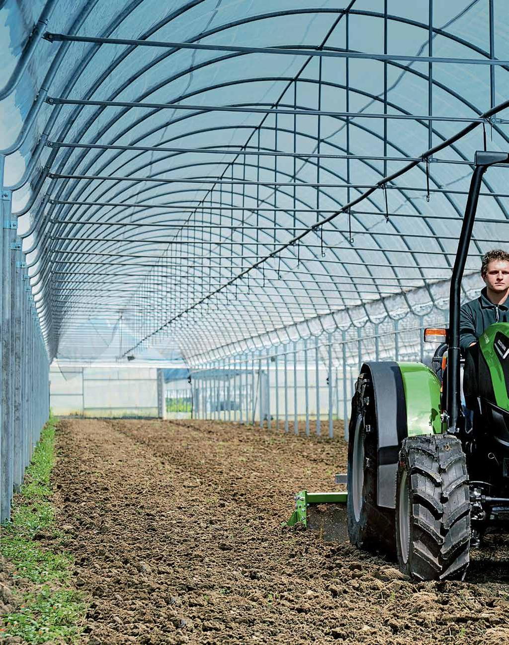 24-25 ZASTOSOWANIE NOWE CIĄGNIKI SPECJALISTYCZNE DEUTZ-FAHR TO MASZYNY, KTÓRE SĄ WYSOCE UNIWERSALNE.