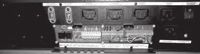 Sterownik (regulator temperatury) umieszczony w deklu górnym kotła na podstawie odczytów z czujników temperatury steruje wszystkim urządzeniami regulacyjnymi, czuwając nad efektywnym i ekonomicznym