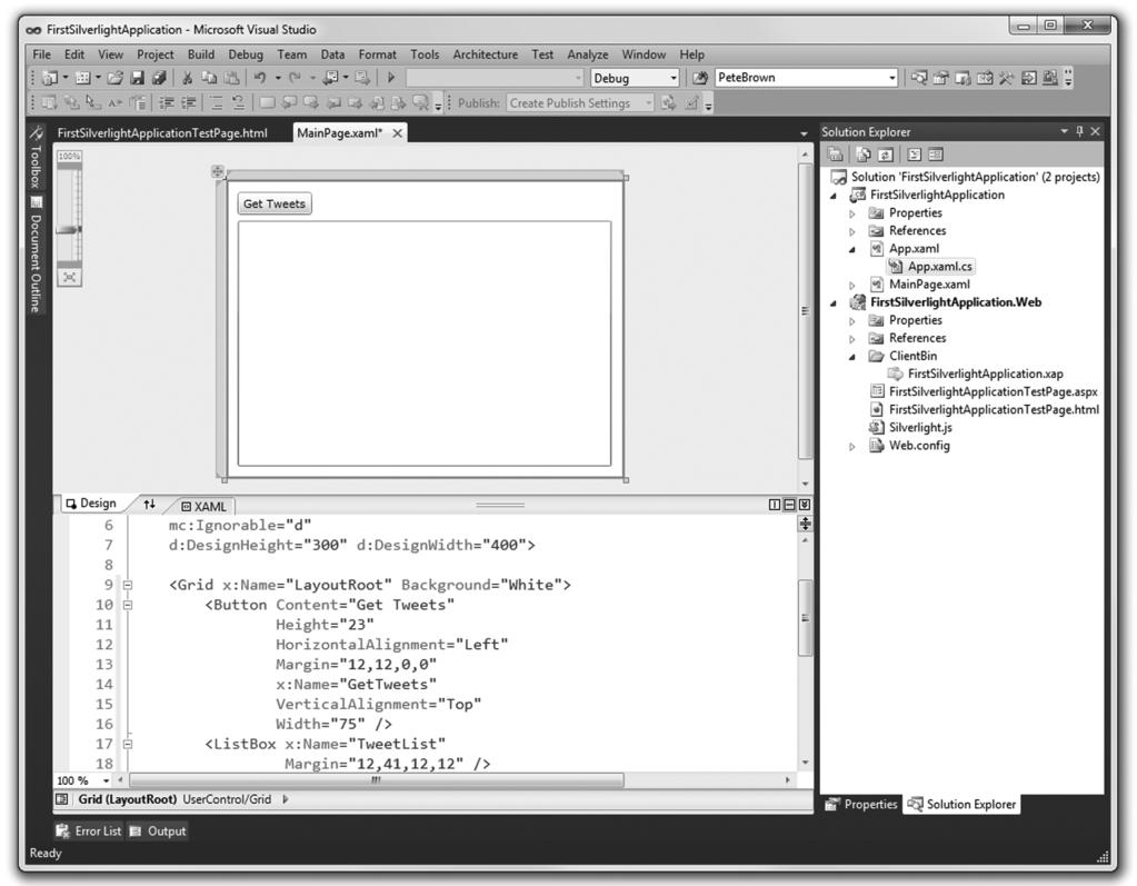 Budowa pierwszej aplikacji internetowej w Silverlight 15 Rysunek 1.4 Środowisko programistyczne Visual Studio 2010 przedstawiające prawidłowo wprowadzony kod dla MainPage.xaml 1.6.