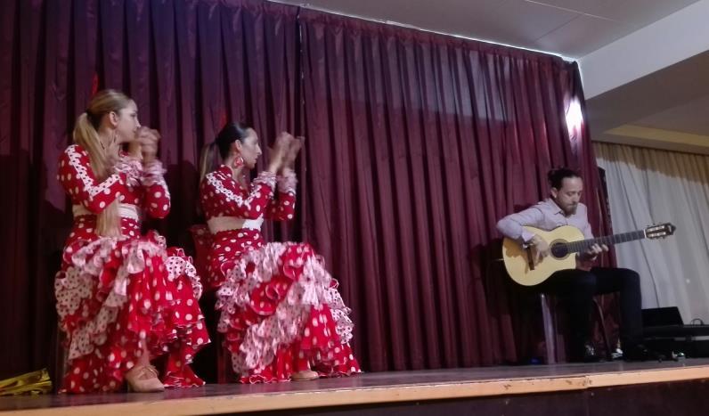 Pokaz flamenco Zabawy integracyjne Kuchnia kraju