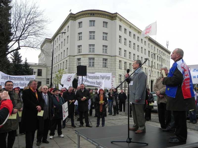 9 listopada 2010 roku Pikieta pracowników akademickich pod