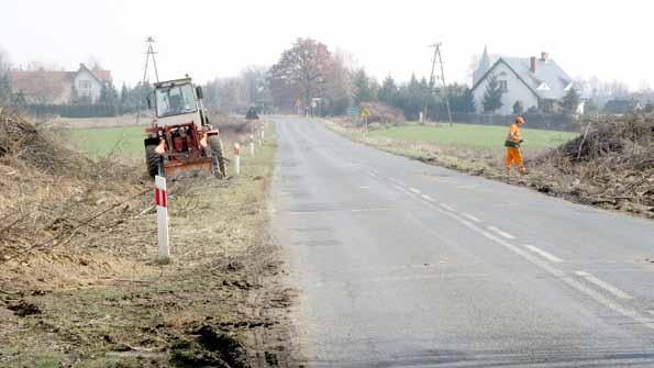 14-16.03.2017 r. 5 Weltyń. Droga pójdzie pod oknami Rozpoczynające się prace nad przebudową drogi wojewódzkiej prowadzącej przez Wełtyń spowodują początkowo kłopoty dla kierowców.