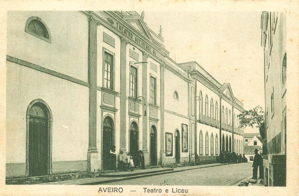 Etap I do 1881 Teatro Aveirense powstał dzięki staraniom mieszkańców zainteresowanych działaniem w mieście profesjonalnego teatru.