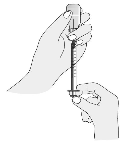 5. Odwrócić fiolkę i strzykawkę z igłą do góry dnem i podnieść do poziomu wzroku. 6.