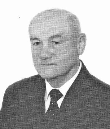 Pindel Kazimierz (1938-2009), pułkownik, historyk wojskowości, profesor uczelni wojskowych i Instytutu Historii Akademii Podlaskiej w Siedlcach. Urodził się 1 stycznia 1938 r.