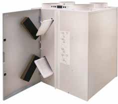 Komfortowy system wentylacji CWL Excellent z funkcją odzysku ciepła pobiera zużyte powietrze z kuchni, łazienki oraz toalety, odbiera zawarte w nim ciepło za pomocą krzyżowego, płytowego wymiennika