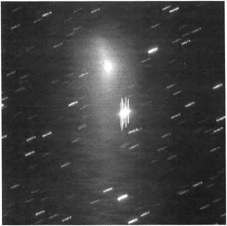 Po zbadaniu ewolucji orbity komety okazało się, że na swojej obecnej orbicie znalazła się na skutek serii zbliżeń z Jowiszem w iatach 1817, 1853 i 1889.