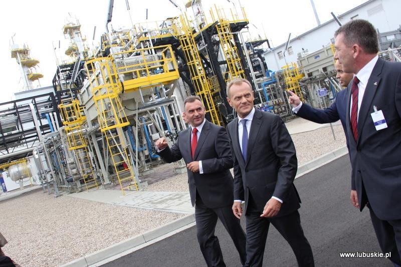 Lubuskie surowce energetyczne 26 lipca 2013 r. - otwarcie kopalni gazu i ropy PGNiG S.A. w Lubiatowie z udziałem premiera Donalda Tuska i marszałek Elżbiety Polak. To największa kopalnia w Polsce.