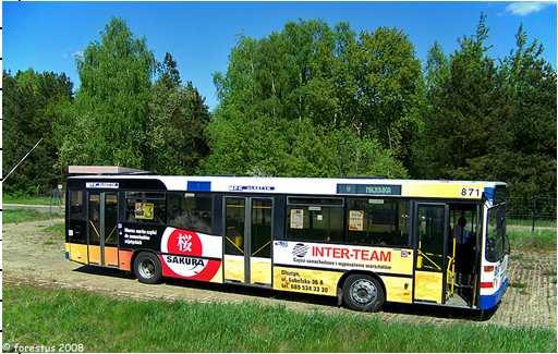 Wiedeń 10 Wspomaganie kierownicy, Elektryczne lusterka, Rampa dla wózków, Radio, Elektroniczne wyświet 240