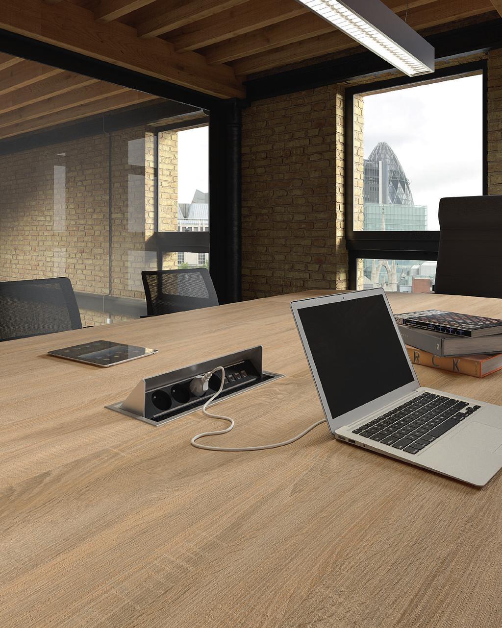 #Feeling London Conference tables are equipped with power strips, due to the modular composition which makes it easier to use electronic equipment and providing comfort and