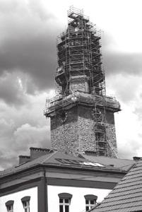 Listy do Redakcji ~ 19 ~ Nr 4 (443) SKOLO znaczy skała W ostatnich dniach w Ujsołach zakończono remont kapitalny wieży tamtejszego kościoła. W czasie robót budowlanych odkryto tzw.