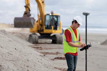 Sprawdzona technologia Trimble oraz kompaktowa, wytrzymała konstrukcja, pozwalają na pracę Trimble R2 GNSS dokładnie tak, jak chcesz.