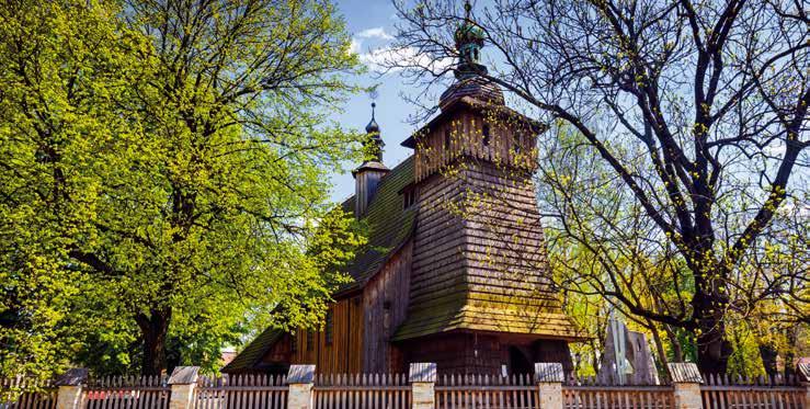 Kościół NMP Wniebowziętej na Burku w Tarnowie, fot. K. Bańkowski Kościoły Tarnów, kościół NMP Wniebowziętej na Burku Ta jedna z najstarszych drewnianych świątyń Małopolski została zbudowana w 1458 r.