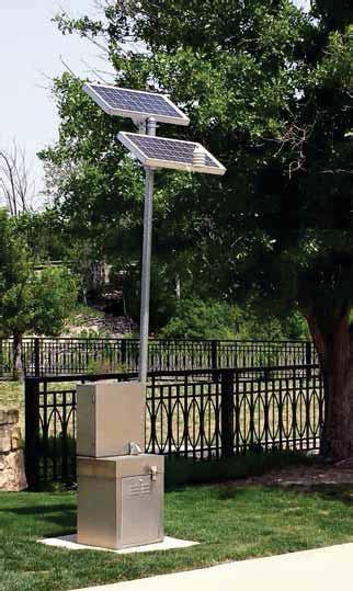 Zasilanie słoneczne SmartLine Solar przekształca SmartLine w całkowicie niezależny system zarządzania nawadnianiem przy użyciu sprawdzonej technologii słonecznej.