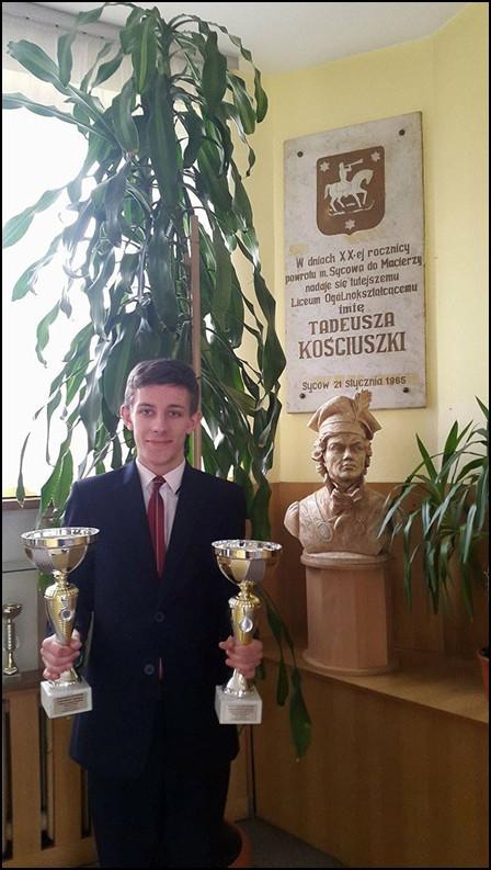 U Kościuszki 04.05.2017 Sukcesy, sukcesy... Liceum Ogólnokształcące im. Tadeusza Kościuszki w Sycowie może pochwalić się uczniami osiągającymi ogromne sukcesy na arenie ogólnopolskiej.