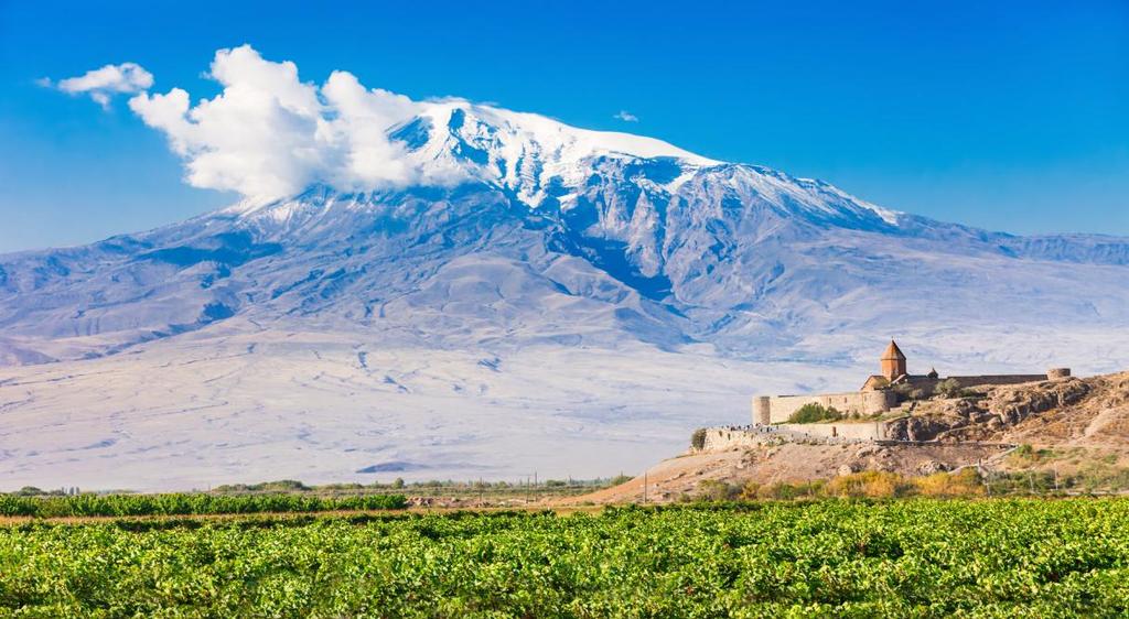 Armenia ERYWAŃ GARNI JEZIORO SEWAN YENOKAVAN WAJOC DZOR Armenia jest zdecydowanie mniej popularnym i nieodkrytym kierunkiem niż sąsiadująca z nią Gruzja.