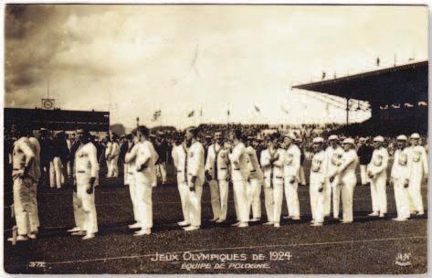 Inauguracyjny występ Polaków na letnich igrzyskach miał miejsce w Paryżu, gdzie zdobyliśmy pierwsze medale: srebrny
