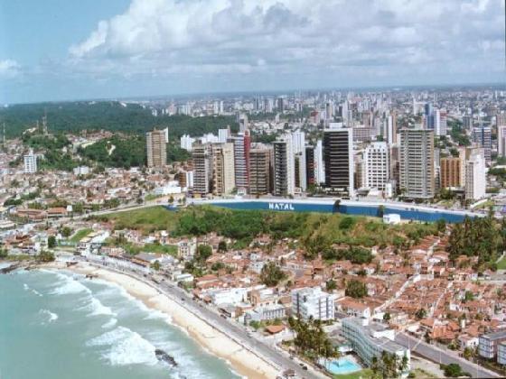 Natal, Raport 2010 Atrakcje turystyczne, aspekty inwestycyjne Wprowadzenie Jeśli północno-wschodnia Brazylia znana jest jako dobrze zapowiadające się centrum inwestycji międzynarodowych to Natal,