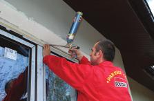 Soudal Window System Co nowego w ciepłym montażu Coraz więcej inwestycji budowlanych jest projektowanych zgodnie z wytycznymi ITB dotyczącymi tzw.