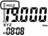 8. Obsługa miernika Wymiana baterii Miernik zasilany jest 1 baterią 9V typu NEDA 1604, IEC 6F22 lub JIS 006P znajdującą się w przedziale baterii w tylnej części miernika, pod pokrywą baterii.