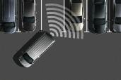 01 02 03 04 05 06 01 Elektroniczny rozdział siły hamowania (EBV) zapewnia optymalny rozdział siły hamulców pomiędzy oś przednią i tylną, dzięki czemu stabilizuje samochód podczas hamowania.
