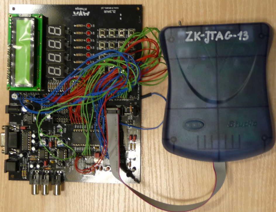 Komputerowe sterowanie w elektronice przemysłowej Tematyka bloku: Mikrokontrolery w przemyśle.