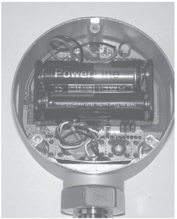 Baterie : 2 x 1,5 V ( LR6-AA).