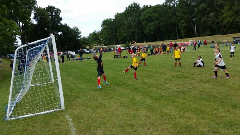 nożnej dla dzieci i młodzieży w którym udział wzięło 200 drużyn z 18 krajów 12.07.2015 r.