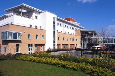 Swindon Hospital Instalator: Crown House