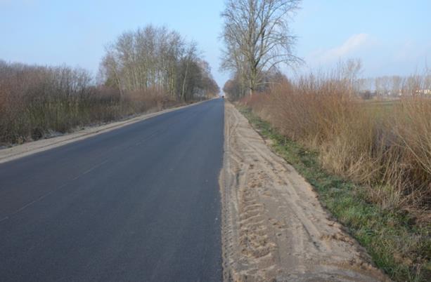 Wykonanie nakładki bitumicznej na drodze powiatowej Nr 1694B Brańsk Popławy Holonki Wzmocnienie istniejącej nawierzchni