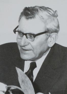 Prorektorzy: 1. Prof. Witold Niewiadomski 2. Prof. Tadeusz Młynek 3.