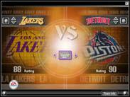 Play Now Jeżeli zdecydujesz się na tę opcję przeniesiesz się do ekranu wyboru drużyny. Jako domyślne ustawione będą LA Lakers oraz Detroit Pistons. Tutaj musisz ustalić kim chcesz grać.