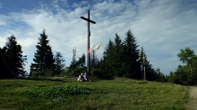 Płyty te upamiętniały wejście na szczyt hrabiego Adama Potockiego i hrabianki Mery Wielkopolskiej.