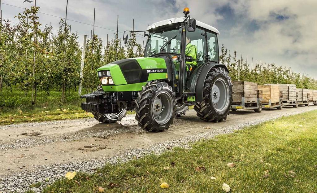 8-9 AGROPLUS F Keyline 3 LATA - 0% 17 500 zł* Wszechstronne zastosowanie. InfoCenter. Doskonały podgląd na funkcje ciągnika.