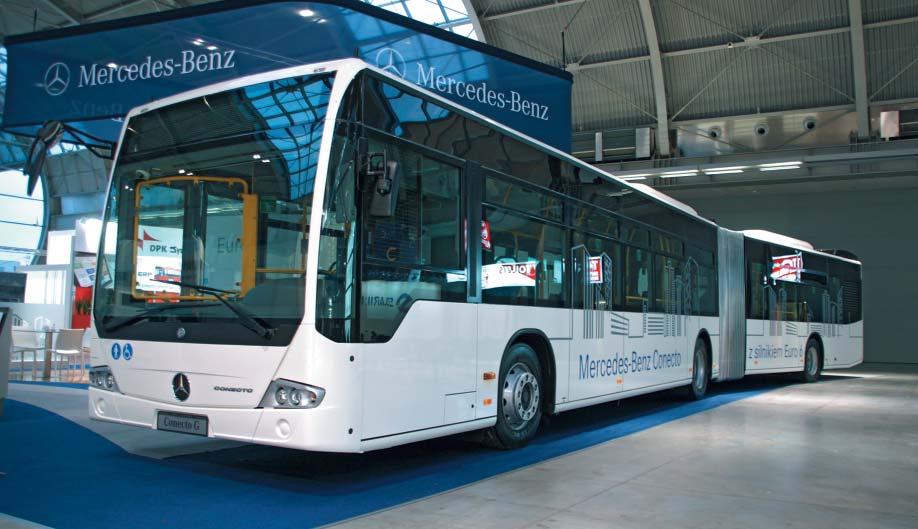 Jednym z wydarzeń tegorocznego TRANSEXPO była premiera nowej generacji autobusu Mercedes-Benz Conecto LF G z silnikiem OM470 podłogi na tylnym zwisie.