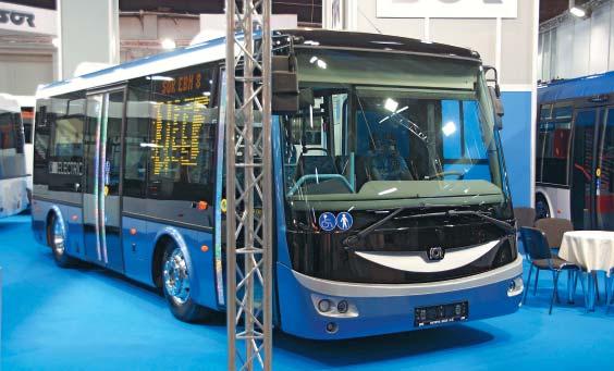 Obok autobusu elektrycznego, Solaris zaprezentował znane już modele Urbino i InterUrbino, wyposażone w silniki Euro 6. Pierwszy z nich to przedstawiciel autobusów miejskich Urbino.