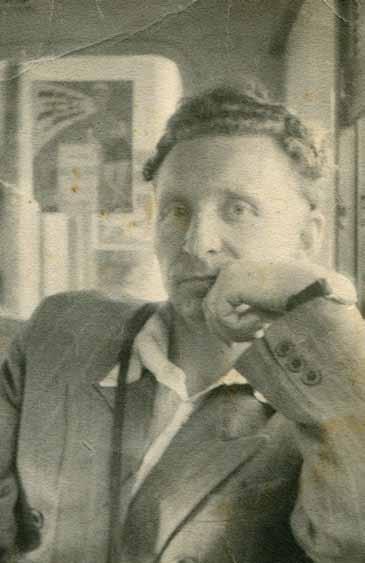 Zbigniew Donimirski z Waplewa (majątek na terenie Prus Wschodnich należących do III Rzeszy Niemieckiej) aresztowany we wrześniu 1939 r., całą wojnę przebywał w obozach koncentracyjnych.