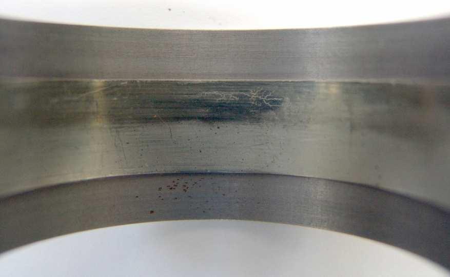 5-2010 T R I B O L O G I A 267 S [MPa damaged bearing not damaged bearing 52,7 43,1 39,2 34,7 31,4 28,4 26,0 23,6 21,2 1 5 10 Fig. 3. Sequence of fatigue tests for SnCu6 material (L/D = 0.