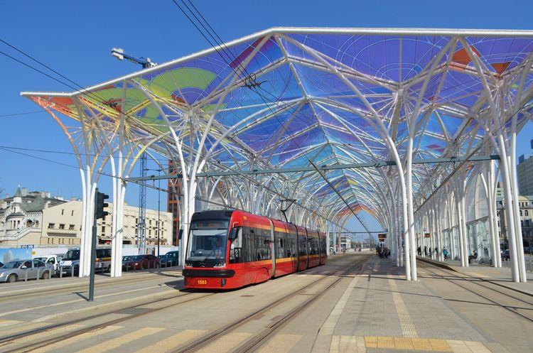 25-10-17 1/6 30.06.2017 11:04 Tomasz Andrzejewki / ZDiT kategoria: Aktualności - Transport i komunikacja Okres wakacji to zmniejszona liczba pasażerów i samochodów.