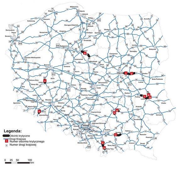 Rysunek 4 Odcinki krytyczne na drogach krajowych w Polsce w latach 2009-2011 Jak wynika z poniższego porównania danych dla samego województwa opolskiego z danymi dla całego kraju, można zauważyć, że