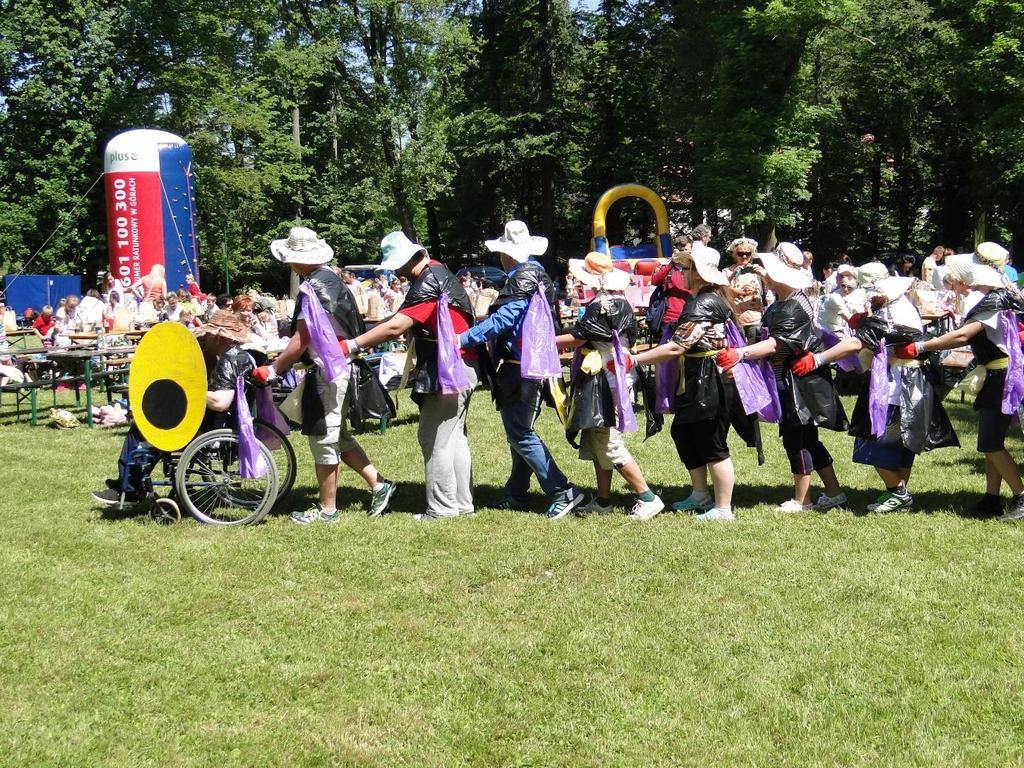 Piechowicach za III miejsce W kategorii Szkoła Podstawowa kl.