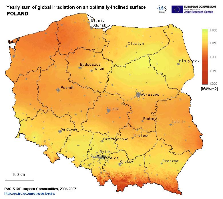 Rozkład sum promieniowania na jednostkę powierzchni płaskiej * Średnioroczne sumy promieniowania słonecznego całkowitego padającego na jednostkę powierzchni poziomej w kwh/m 2 Warunki meteorologiczne