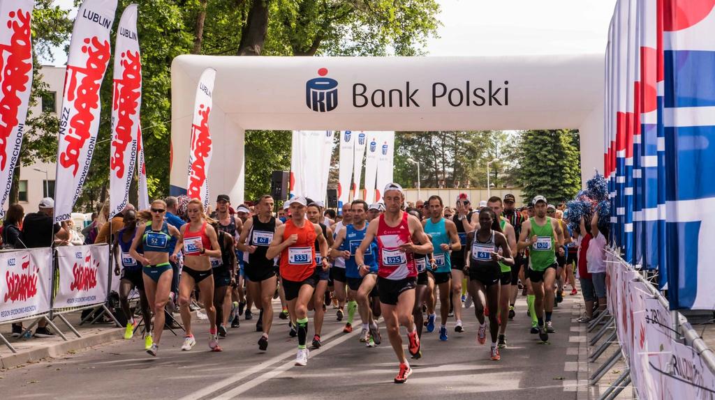 5. PKO Półmaraton Solidarności wizytówką Lubelszczyzny 3 czerwca br. wystartował 5. PKO Półmaraton Solidarności. Popularność biegów na dystansie 21 km rośnie w tym roku w zawodach wzięło udział blisko 700 uczestników.