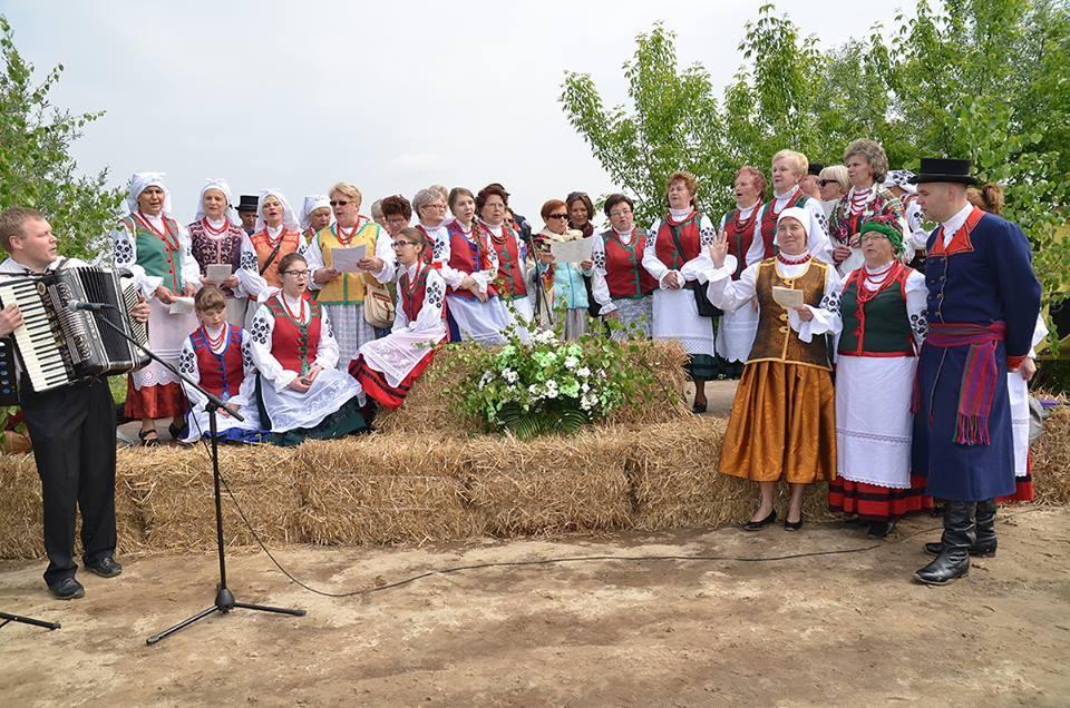 Wydarzenia inne Zespół chóralny Coniew koncert kolęd: DPS, kościół Parafialny w Czersku, Kościół Wieczerzy Pańskiej na